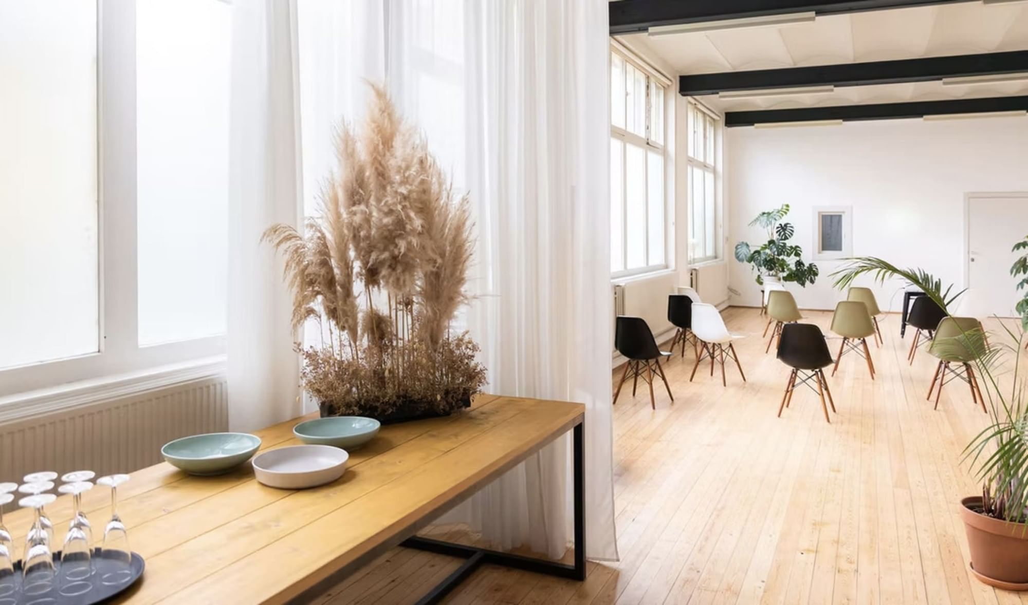 Vergaderzaal — Friday Cowork & Meeting Room, Antwerp