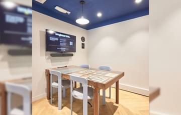 Salle Stari Most — Morning Pont de Neuilly, Neuilly-sur-Seine