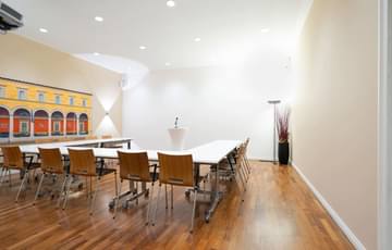 Meeting Room 2 — Contora Office Solutions - München Palais an der Oper, Munich