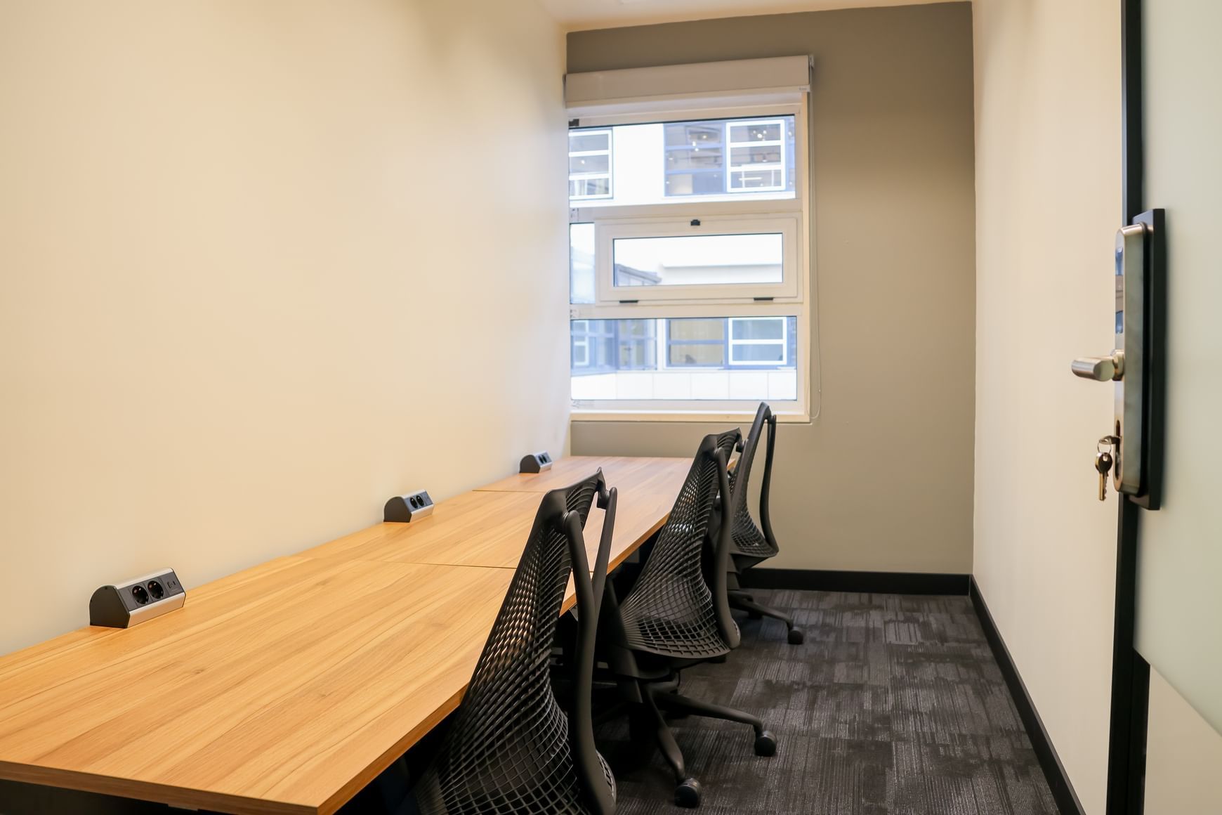 Private office for 3 people — Venture X Portugal, Lisbon