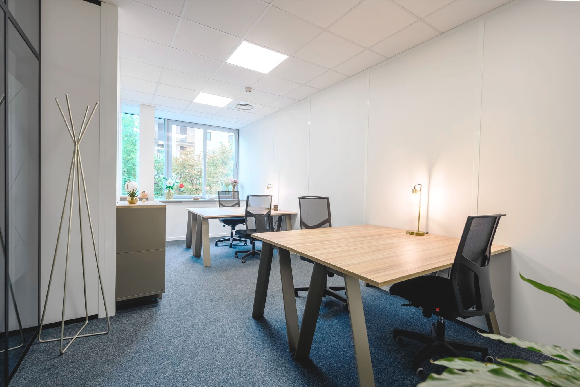 Bureau B18 pour 4 postes — B'CoWorker Dijon, Dijon