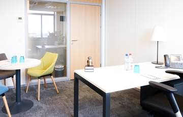 Bureau Affaire Bureau Direction — Mitwit Antwerp Central Station, Anvers