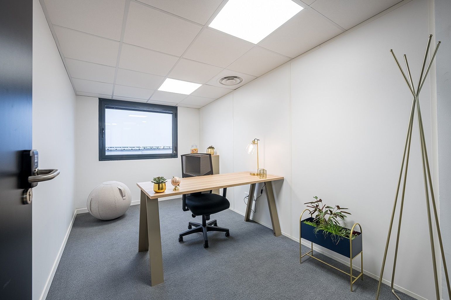 Bureau B27 - 1 poste — B'Coworker Lille Roubaix, Kortrijk