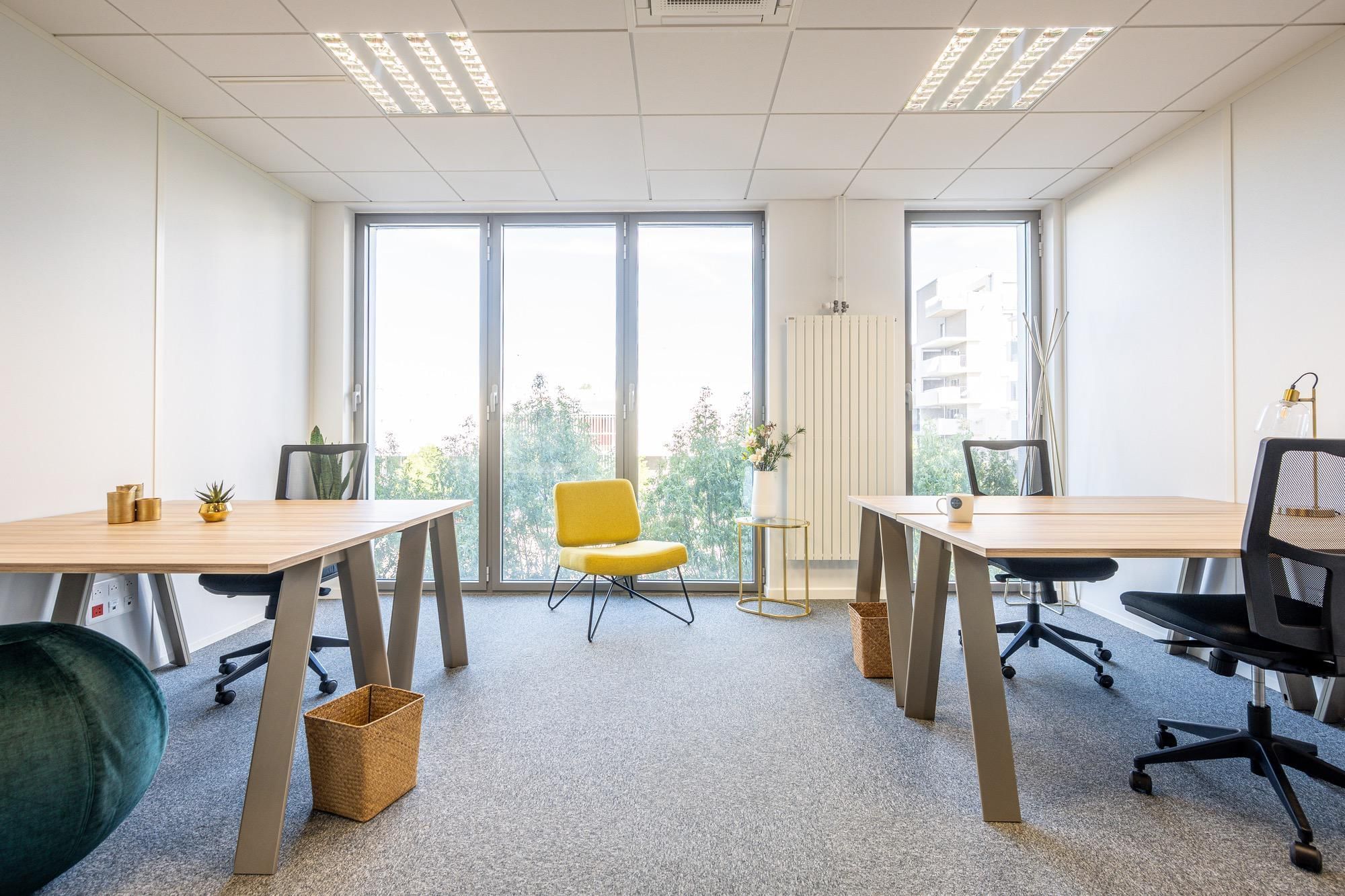 Poste en open space — B'CoWorker Nancy, Nancy