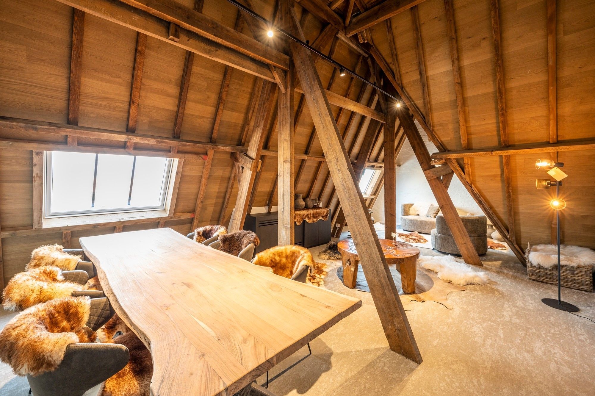 Conference Room — Het Huis Bornem, Antwerp