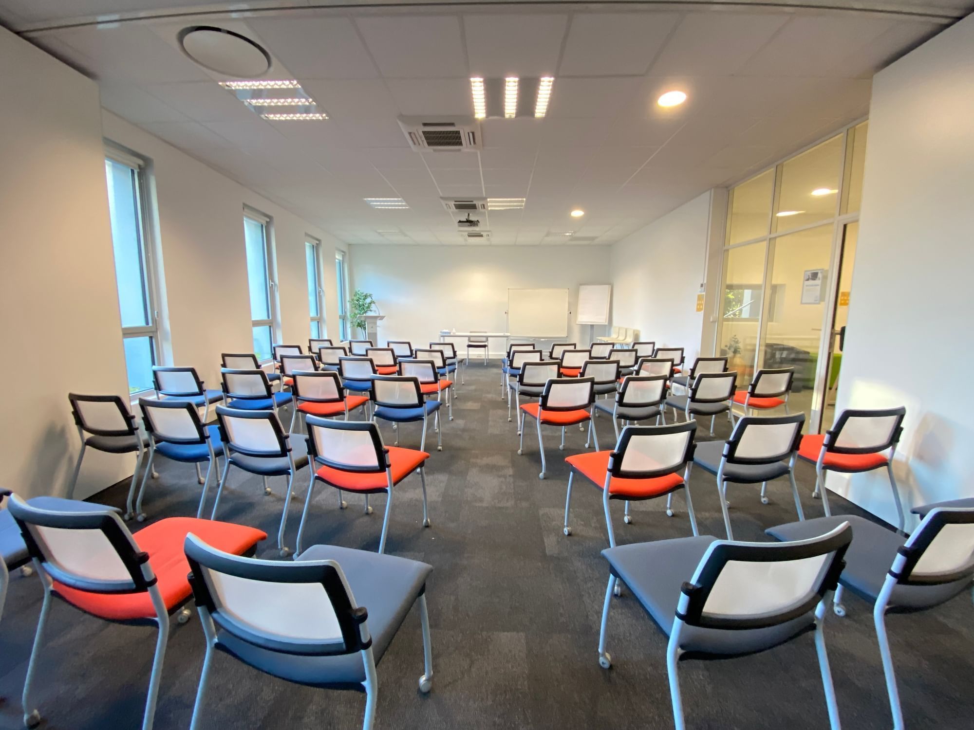 Salle de conférence KANOA 75m² — Nuage B, Rezé