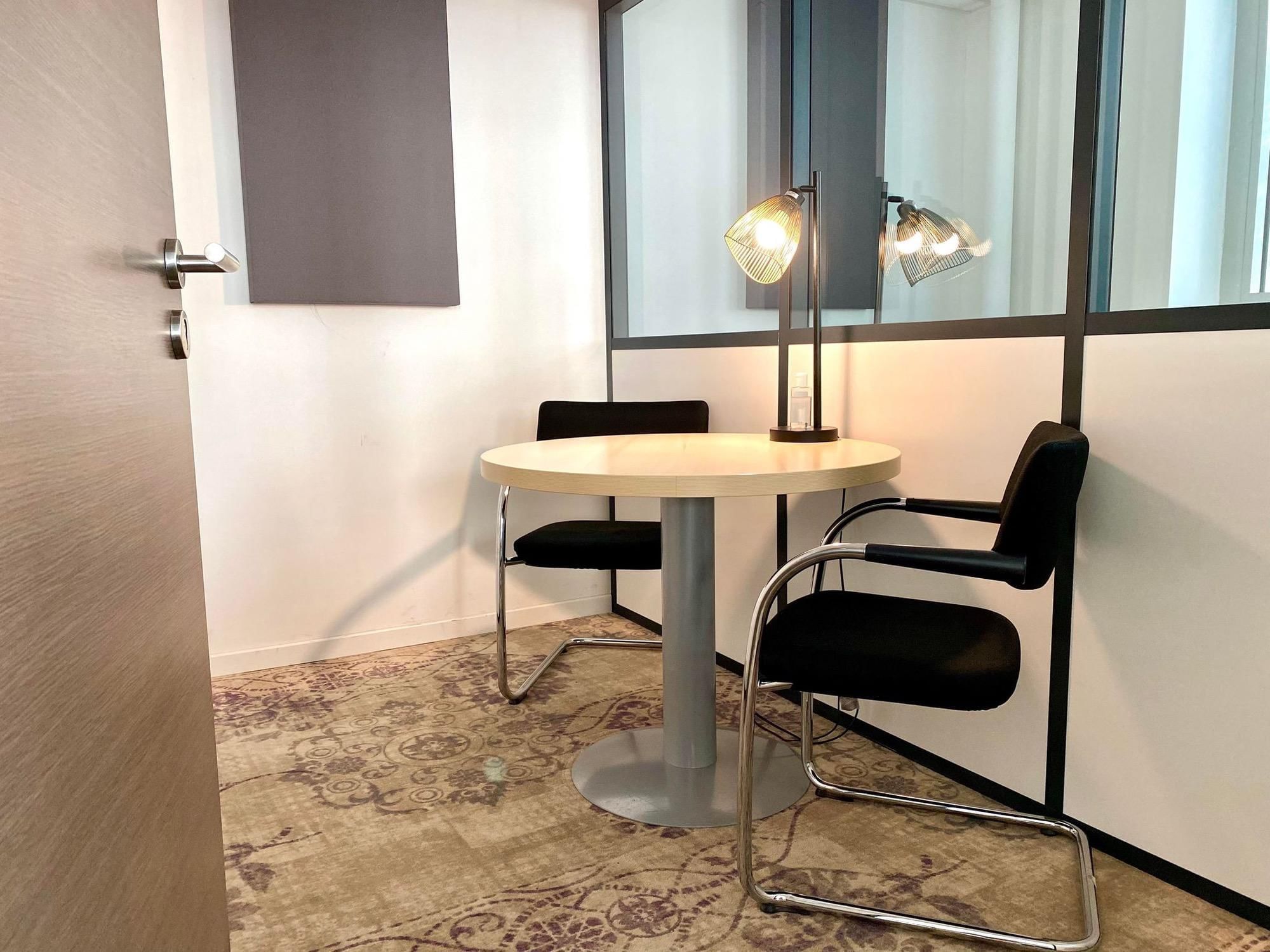 Phone Box Bureau — Mitwit Dijon Centre, Dijon