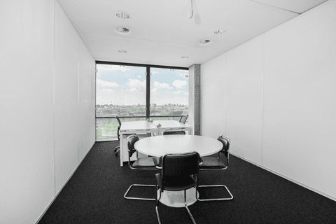 Meeting rooms — Regus RENNES, 3 soleils, Rennes