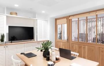 The Tiny Room — The Babel Community République, Marseille