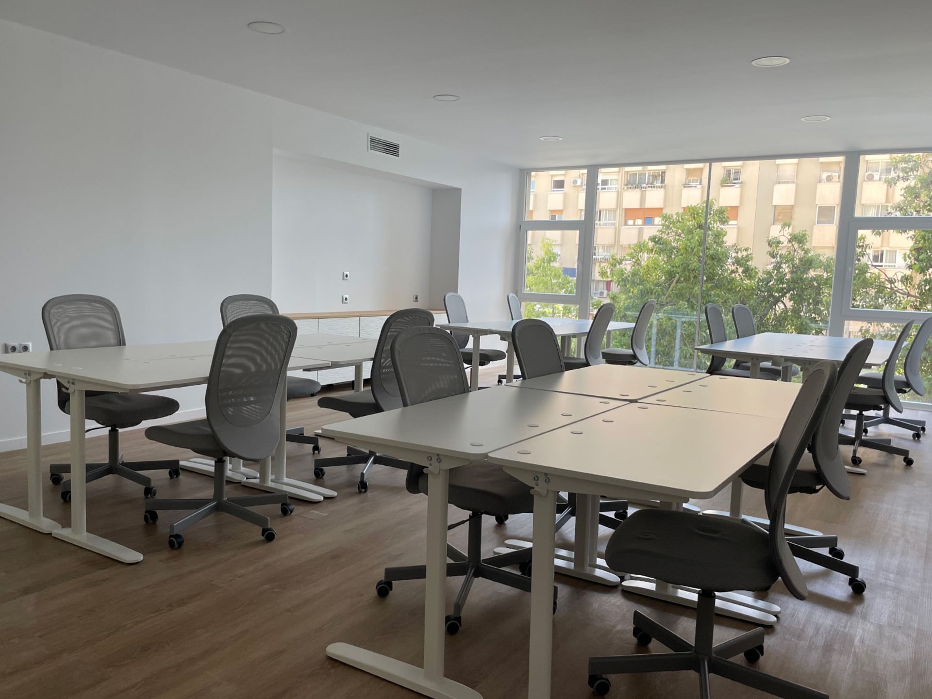 Espacio abierto Nomade — Simur Spaces Málaga, Málaga