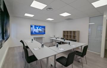 Salle Mistral — Morphoburo Venelles, Aix-en-Provence