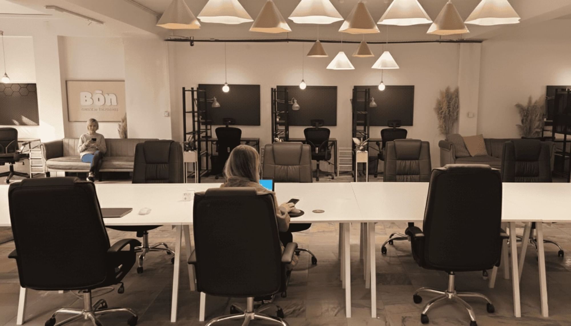 Open space Nomad — Bōn Coworking Porto, Vila Nova de Gaia