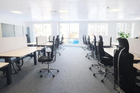 Coworking day pass — WestFerry Circus, Barking