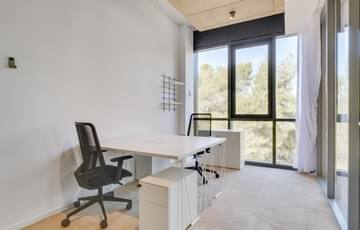 Accès Bureau privatif 1 personne — Newton Offices Golf des Milles, Éguilles
