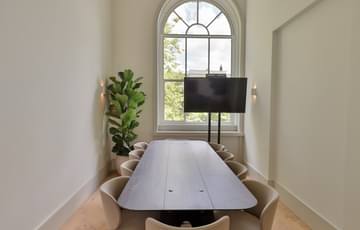 Linge Meeting Room — Rivvia - Keizersgracht 264, Schiphol