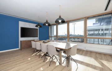 MR 01 — Spaces Brussels, Spaces Manhattan Center, Brussels