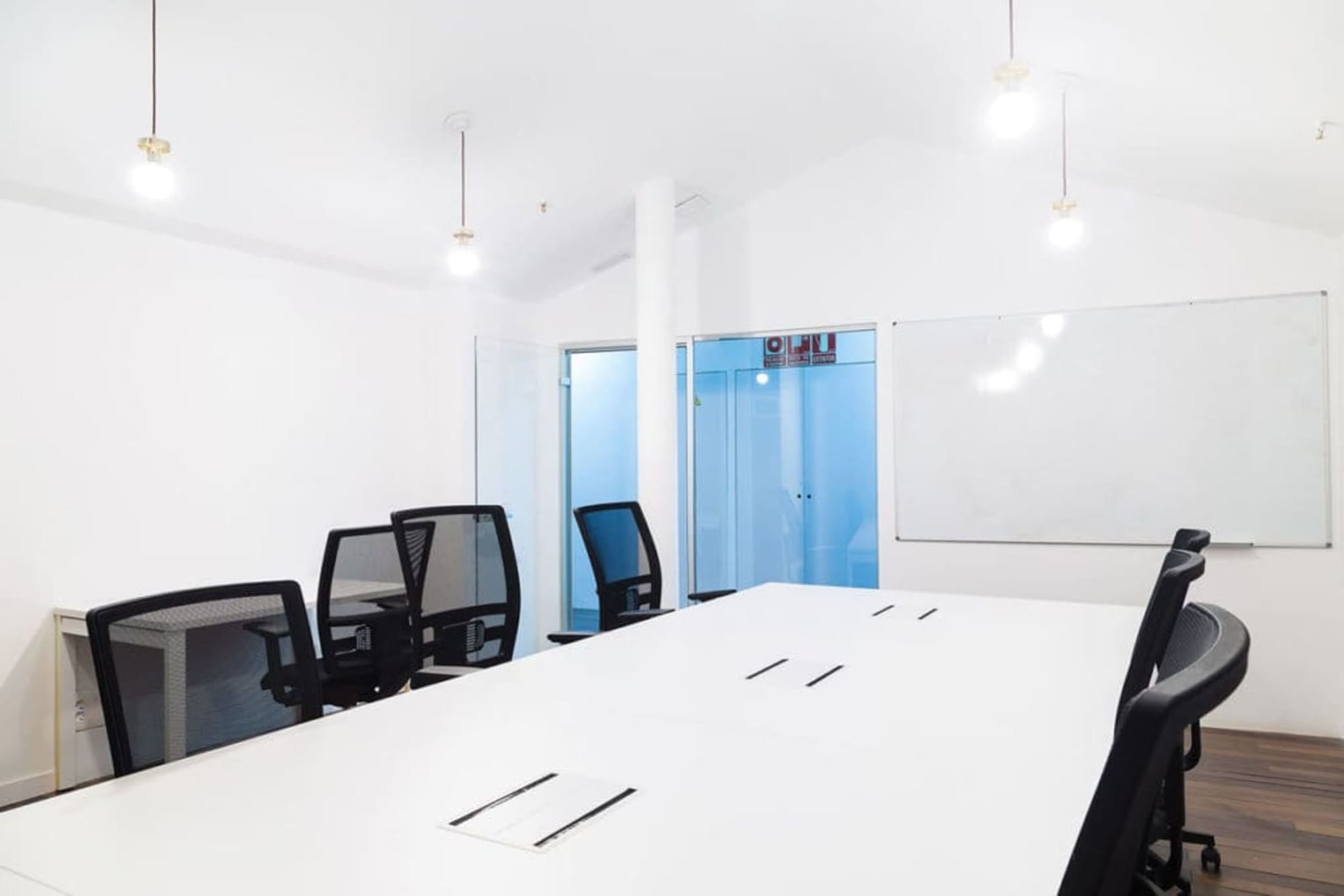 Oficina Privada 8 personas — CREC Eixample Gran Vía, Barcelona