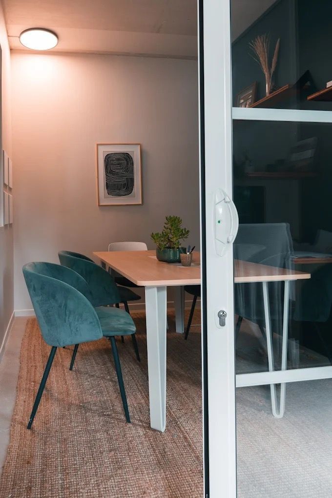 Salle de réunion - Le Santocha — Le Coworking Spot, Biarritz