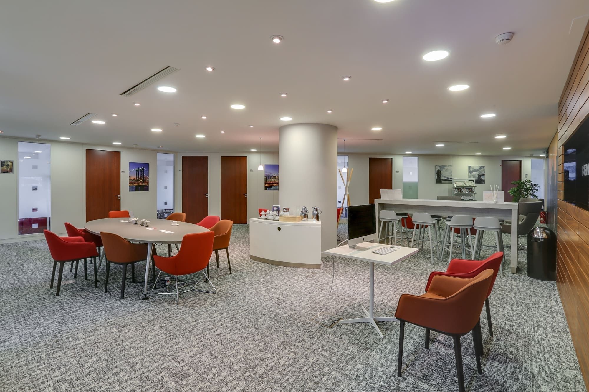 Regus La D fense Tour Eg e Coworking offices All e de l Arche