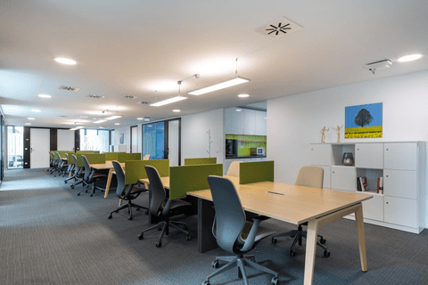 Coworking day pass — Regus SAPPORO, Kita Building, Sapporo