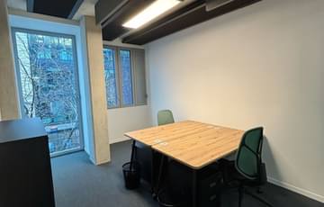 Bureau 2 postes — Office Station Reims, Reims