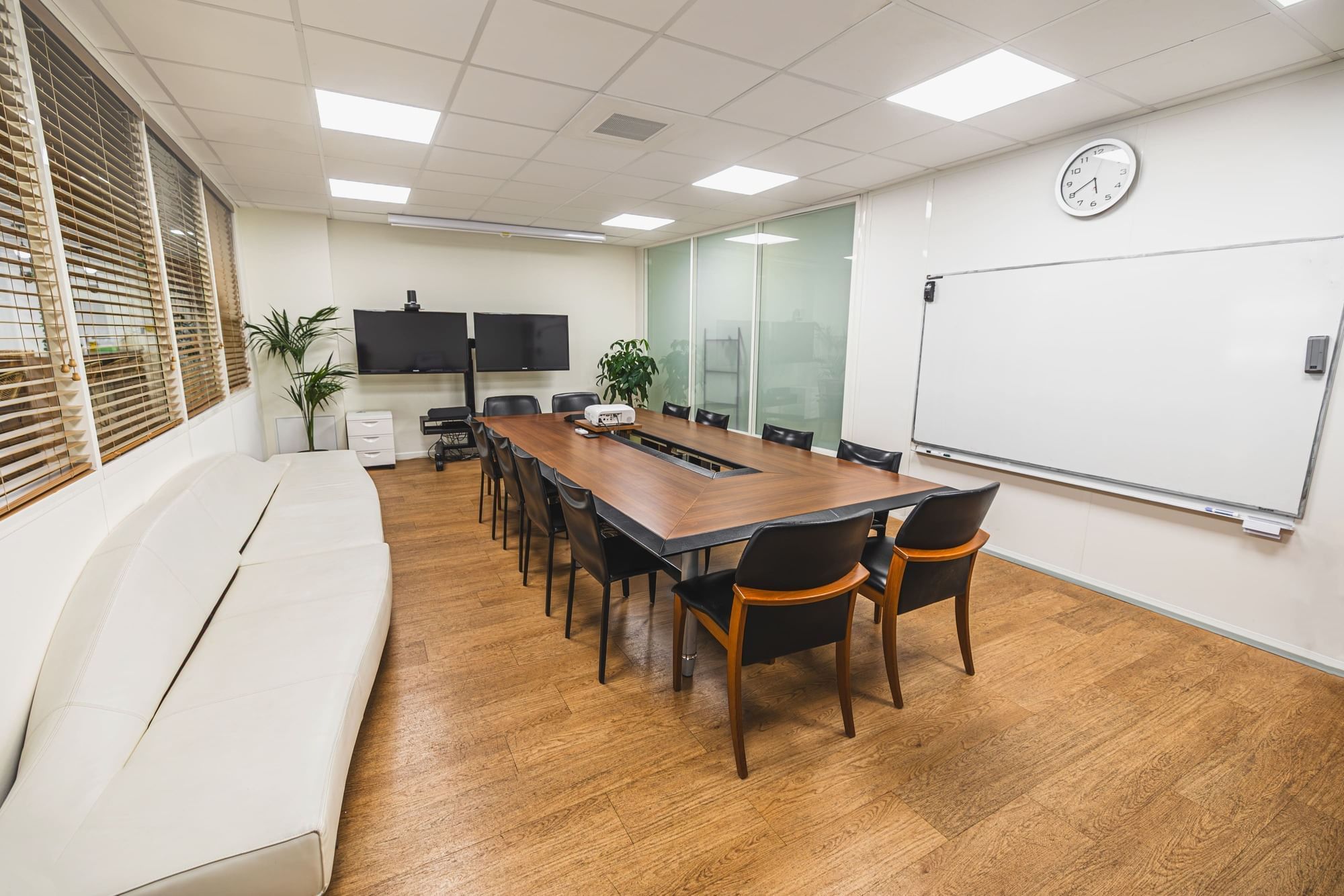 Salle de réunion 1 — Meet in Vel Marseille, Gémenos