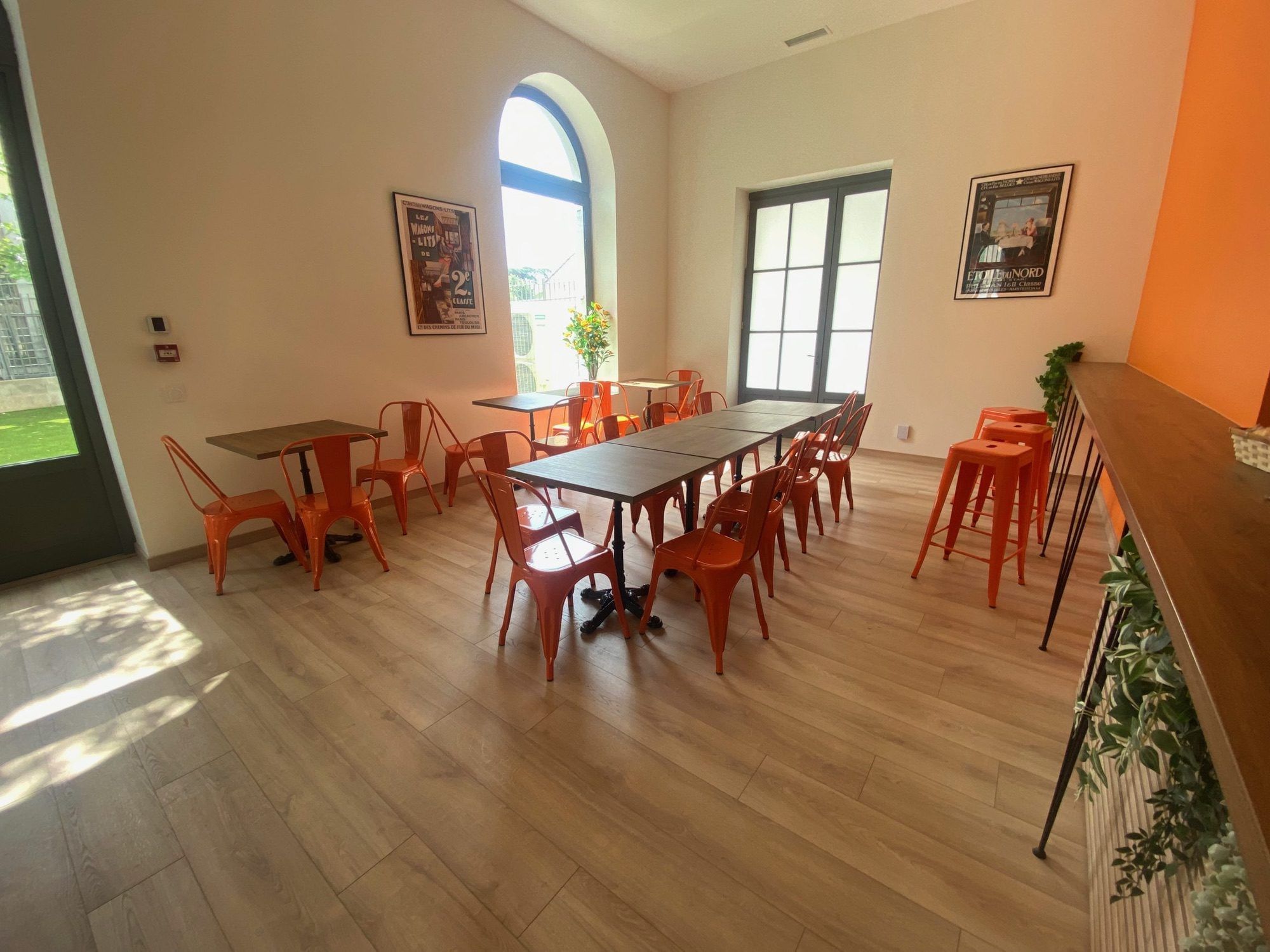 Coworking – Espaces communs — La Gare Coworking Aix, Aix-en-Provence