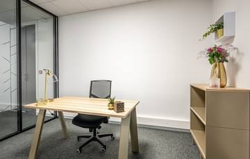 Bureau B37 - 1 poste (8m²) — B'CoWorker Strasbourg Schiltigheim, Hœrdt