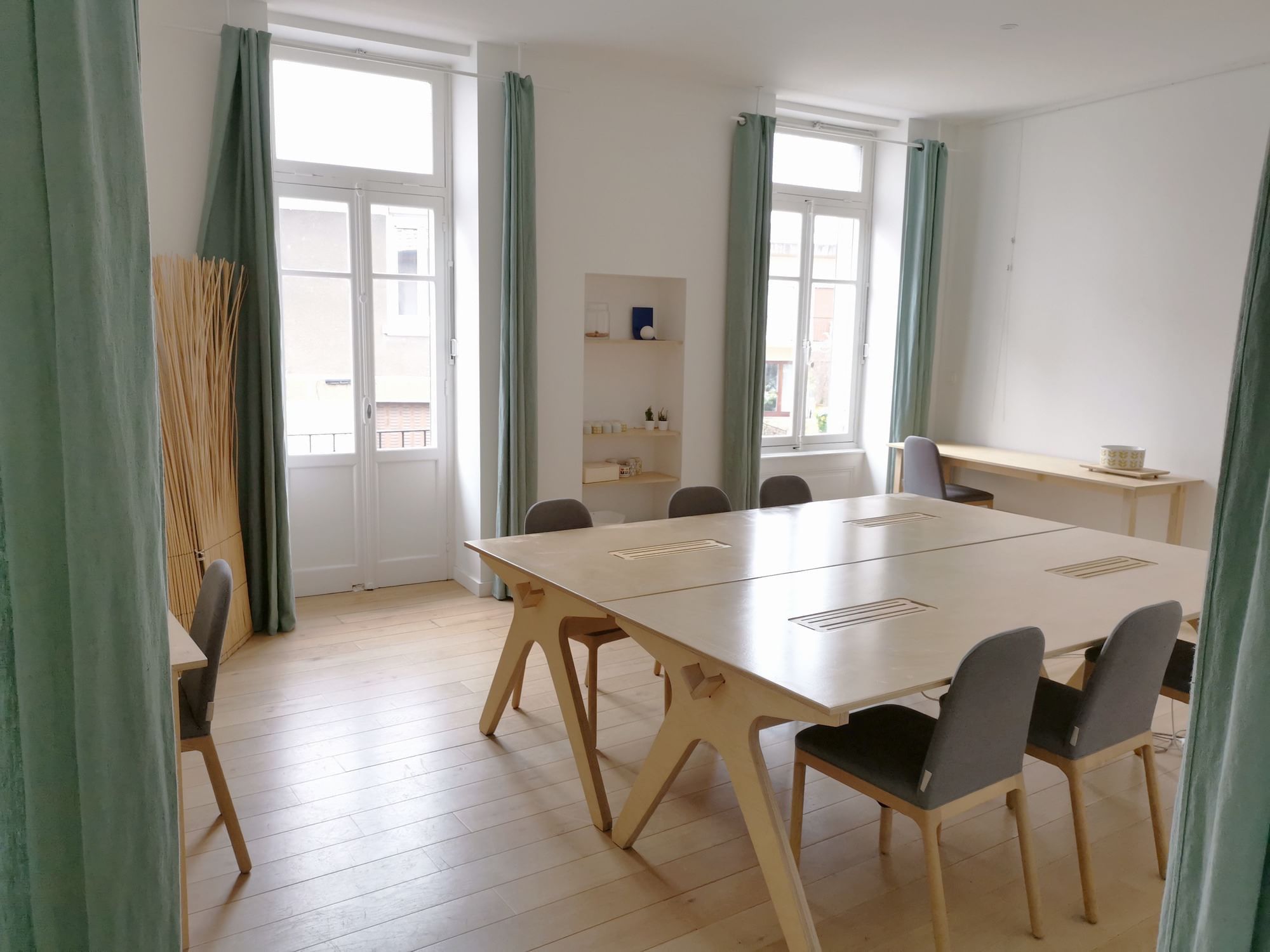 Salle de formation 4 à 7 personnes — Mix Coworking Tassin, Dardilly