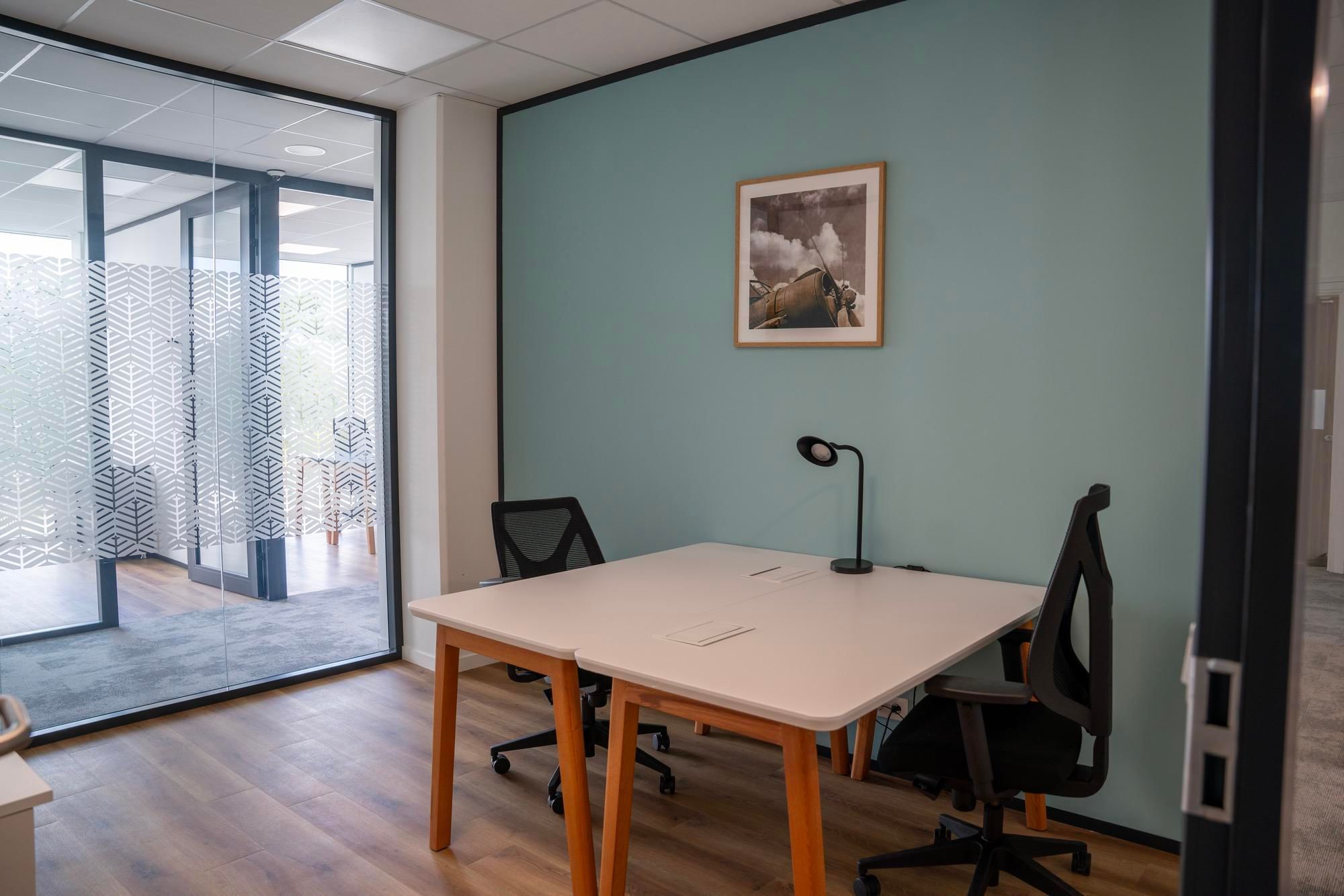 Bureau de passage 1/2 postes — Flex-O Mérignac Aéroport, Mérignac