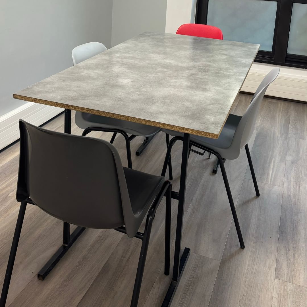 Bureau privatif 4 personnes — CRÉA'CUBATOR Cannes, Cannes