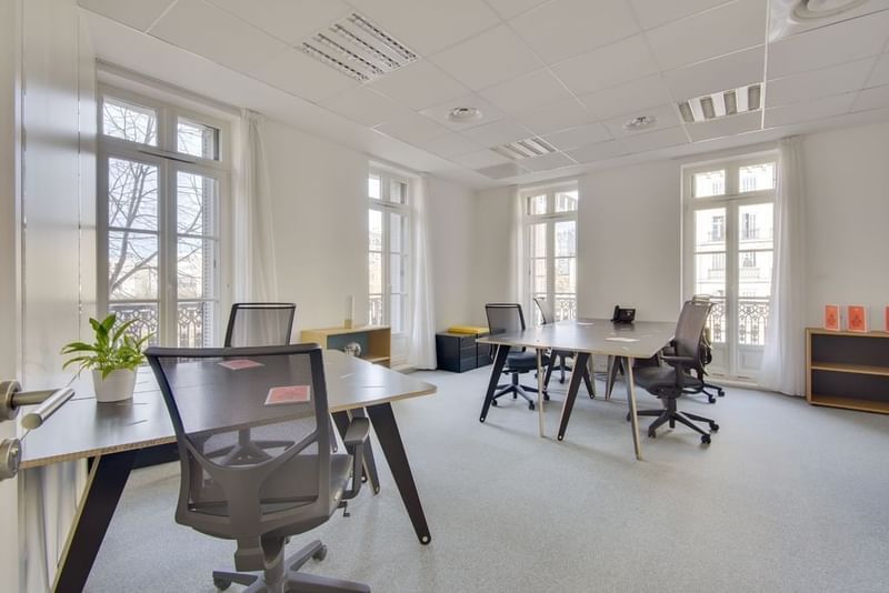 Accès Bureau privatif 5 personnes — Newton Offices Joliette, Marseille