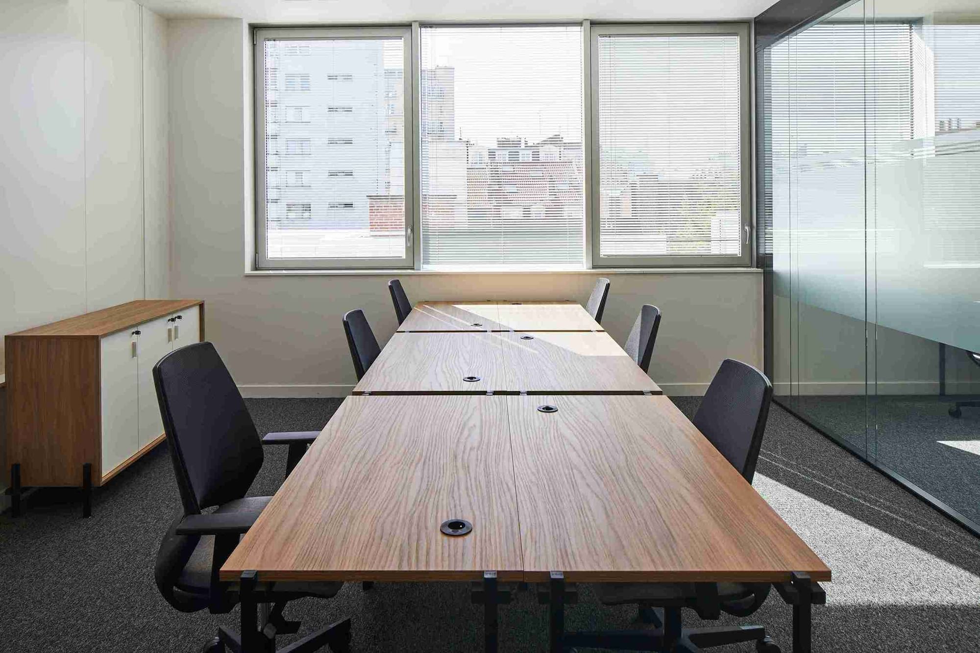 Bureau dédié 6 personnes — Wojo Lille, Lille