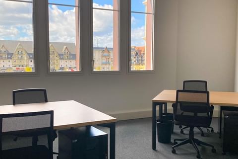 Day office — Bureaux & Co Deauville, Le Havre