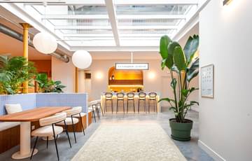 Visiteur — Le Comptoir Général, Besançon