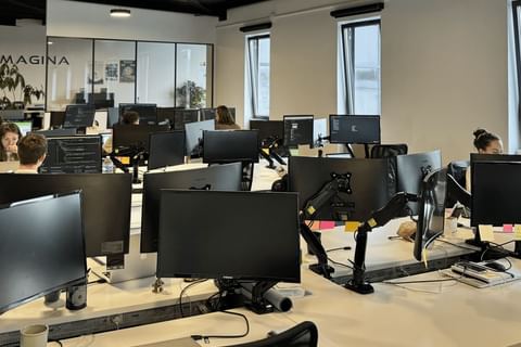 Coworking day pass — Imagina Coworking, Vannes