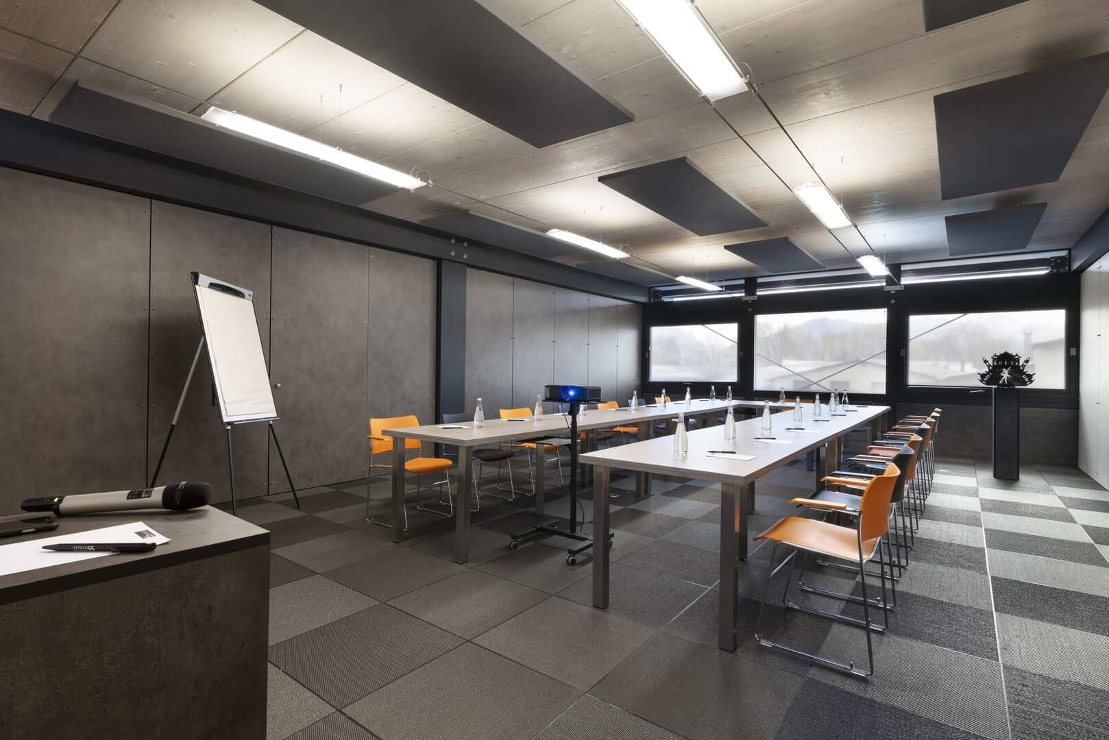 Salle Marcel Fournier 60 m² — Espace 55, Aix-les-Bains