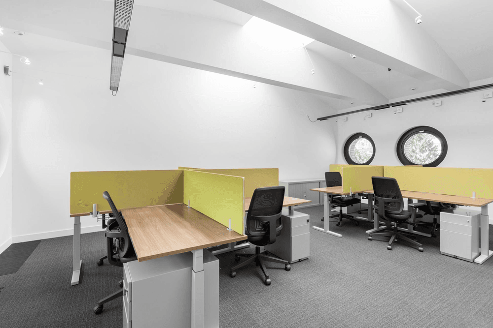 Regus TX, North Richland Hills - Rufe Snow Dr, Coworking desk, North Richland Hills, TX
