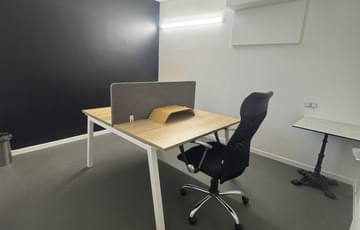Bureau privatif 2 personnes — QG Business, Montreuil