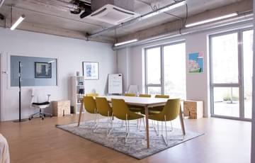 La Salle Minibiz — Digital Village Angers, Angers