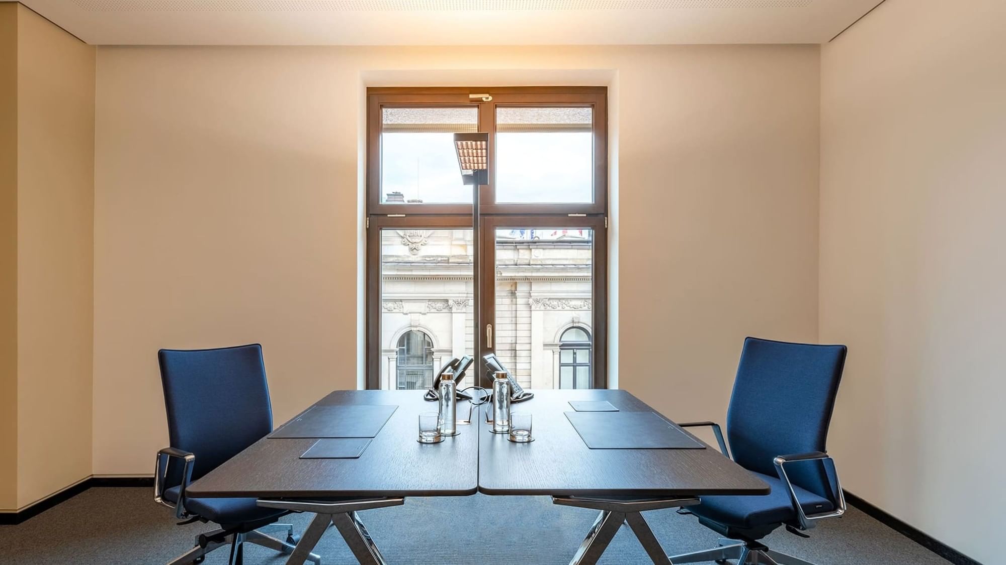 Private office for 2 persons — Contora Office Solutions - Hamburg Alter Wall, Hamburg