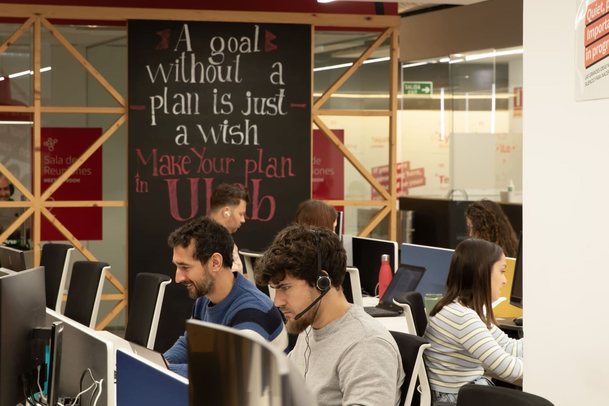 Bono 25 horas por semana / pago mensual — Ulab, Alicante