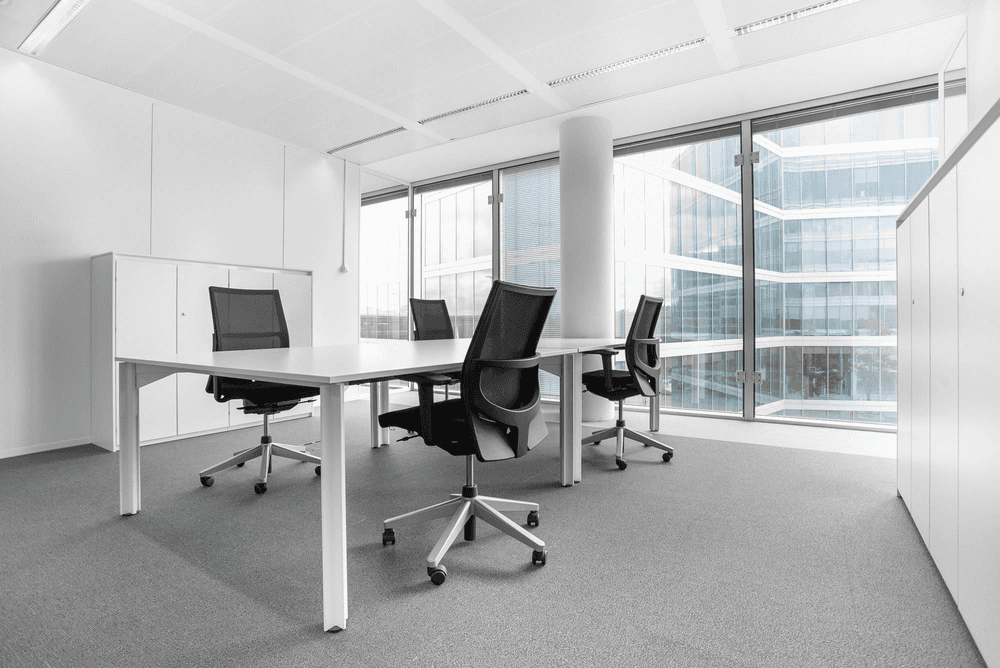 HQ Johannesburg, Cedar Square, Private office 4 people, Johannesburg