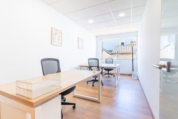 Oficina Privada 3 personas — CN Malaga, Málaga