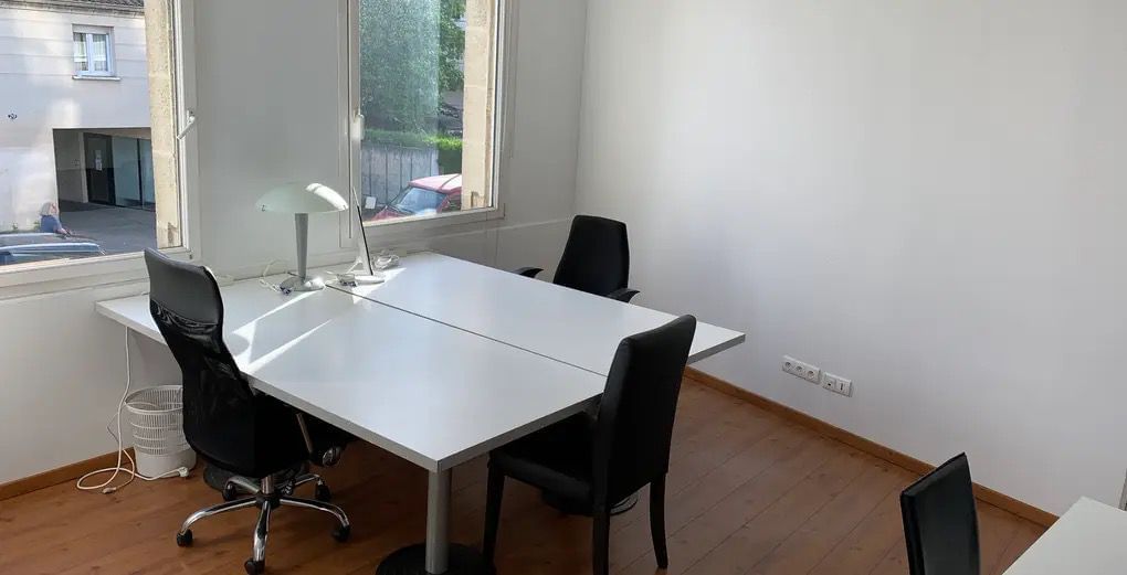 Espaces de coworking- Bureau Facade — Cauwork, Mérignac