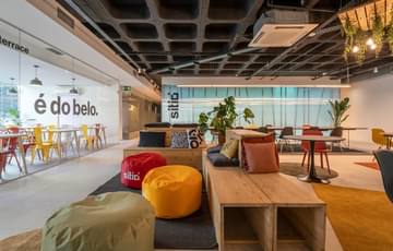 Hot Desk — Sitio Work Aveiro, Aveiro