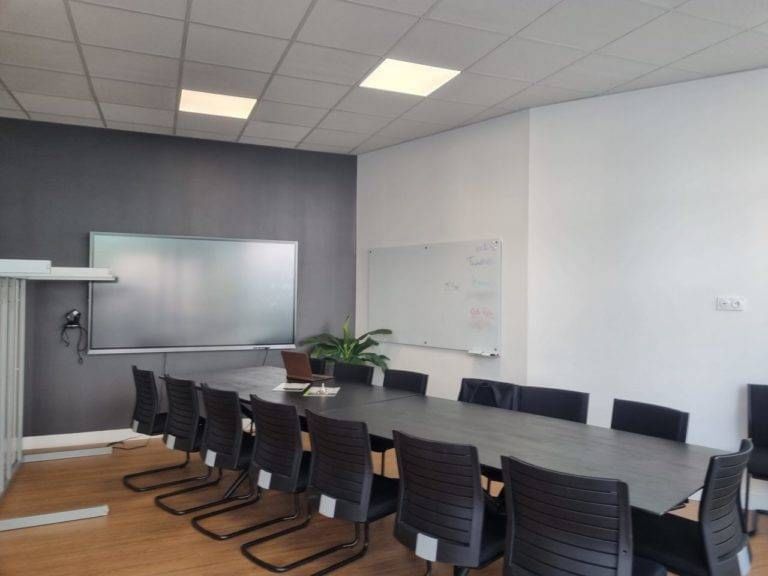 Salle de réunion de 1 à 10 personnes — Le Teepee, Bègles