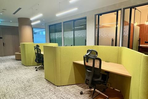 Coworking day pass — CorporatEdge Business Center Dubai, Dubai