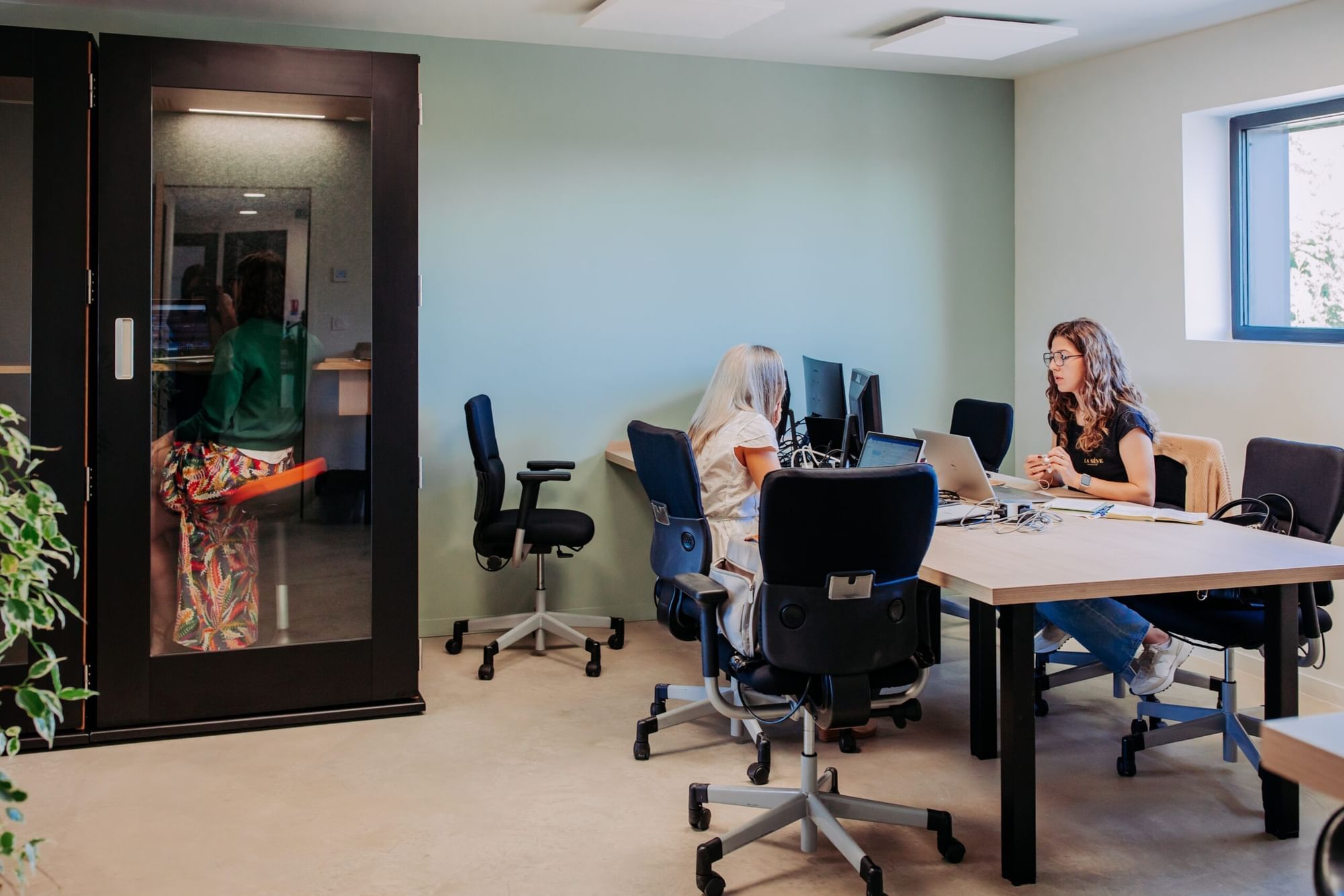 Poste en Open Space — La Sève - Greenworking, Toulouse