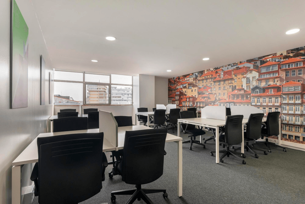Regus Dakar, Point E- Rue de Fatick, Coworking desk, Dakar